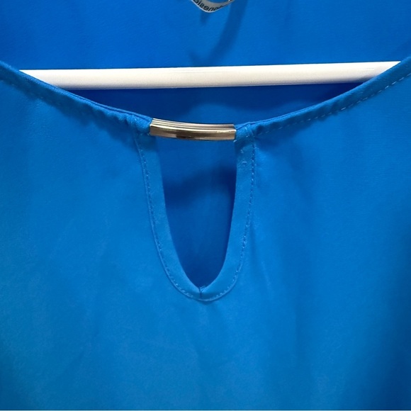 Milano Blue Keyhole Short Sleeve Blouse - Picture 3 of 8